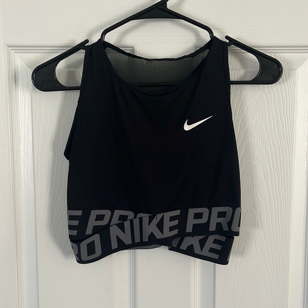 Nike Pro Crop Top